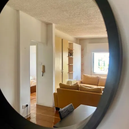1bdr Affortable And Cozy In - Ioanni Polemi By Platform 357 Apartment