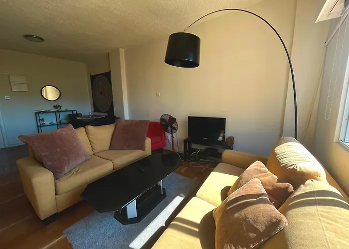 1bdr Affortable And Cozy In - Ioanni Polemi By Platform 357 *